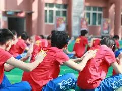 九游体育 - 跆拳道夜战：岭南灰熊队鏖战江汉貔貅队，速度优势明显边后卫成为亮点