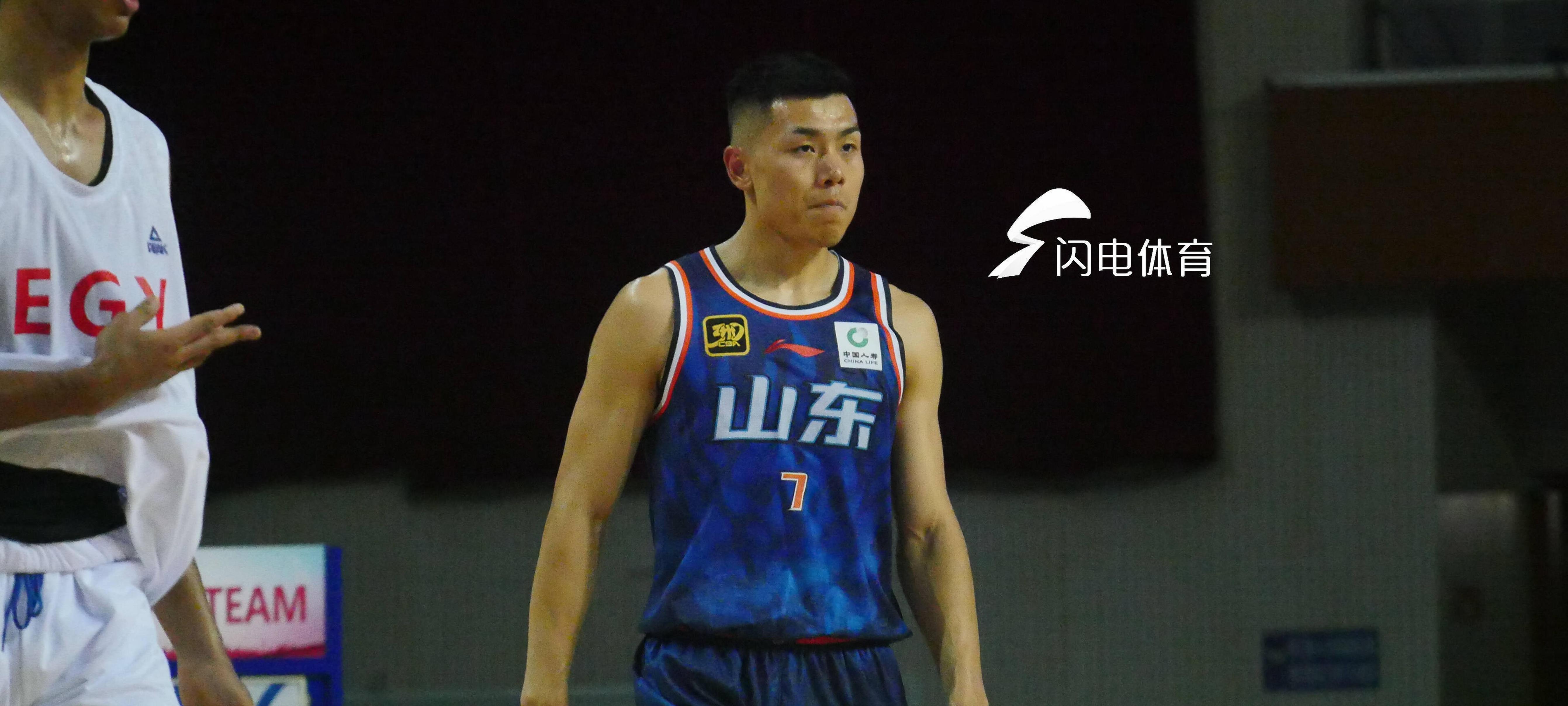 包含山东男篮发布备战花絮;赛后外线爆发;CBA常规赛任务艰巨;训练强度明显提升的词条 包含山东男篮发布备战花絮;赛后外线爆发;CBA常规赛任务艰巨;训练强度明显提升的词条