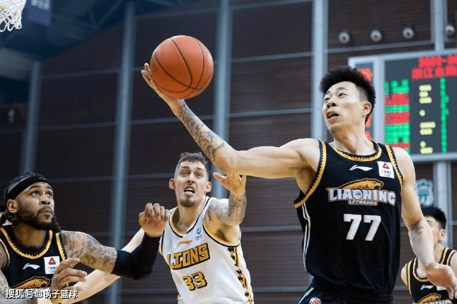 九游网址 -包含风云突变！阿斯顿维拉清晨完成体检；CBA常规赛版图或变；赛场秩序良好；控场能力受关注的词条