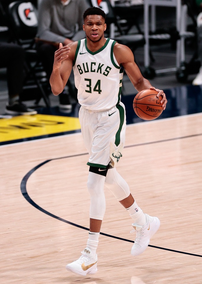 关于密尔沃基雄鹿赛前伤情更新，志在国王杯名次提升，目标明确，轮换策略成焦点的信息